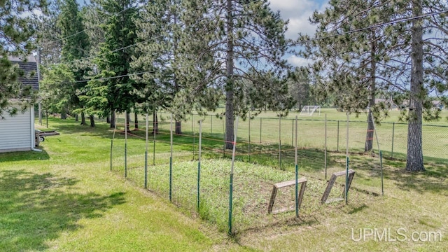 160 N Pyle Dr, Kingsford, MI 49802 - view of yard