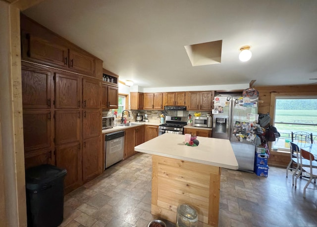 8195 Jordan Rd, Yale, MI 48097