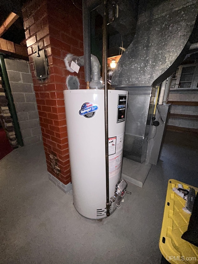 2010 Deer Lake Ave, Ishpeming, MI 49849 - utilities with water heater