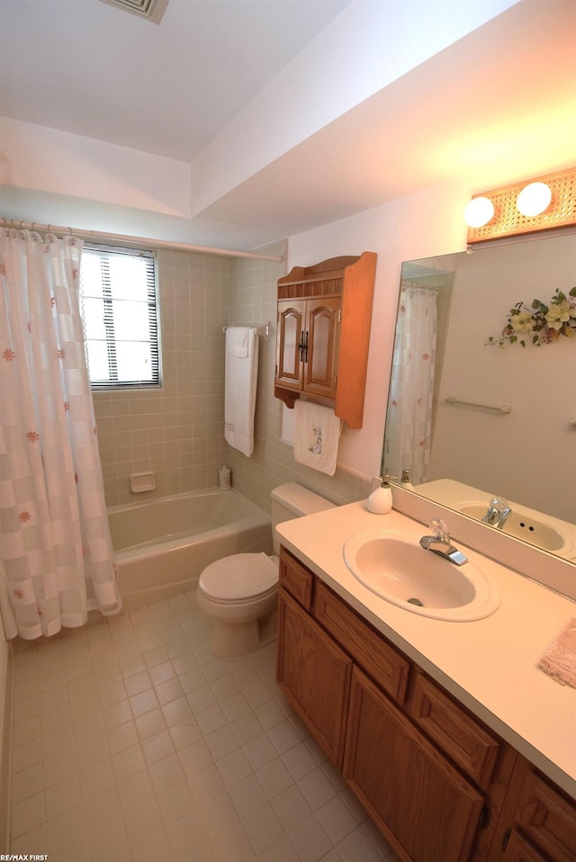 131 Cherryl Ln Unit 4, Algonac, MI 48001 - full bath featuring tile patterned floors, vanity, and shower / tub combo
