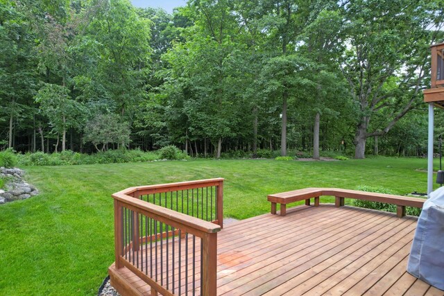 769 Snowmass Dr, Rochester Hills, MI 48309 - wooden terrace featuring a yard