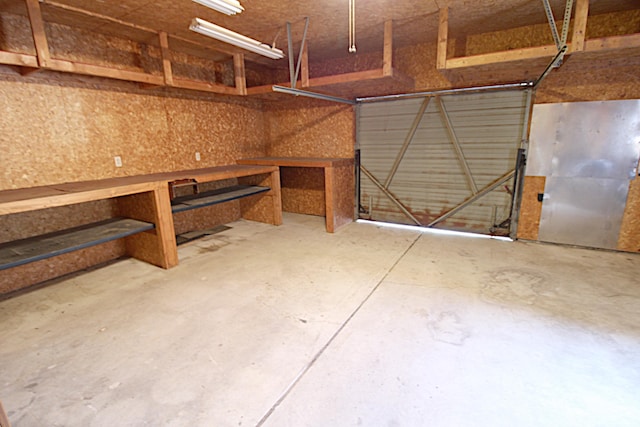 48501 E Ranch Dr, Chesterfield Twp, MI 48051 - view of garage