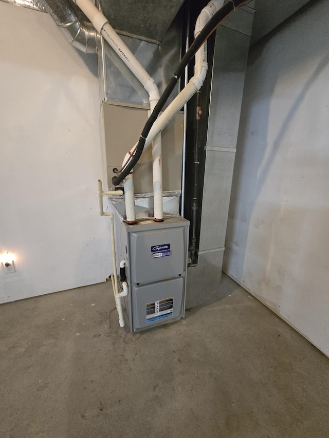 10505 N Athey Ave, Harrison, MI 48625 - utilities featuring heating unit