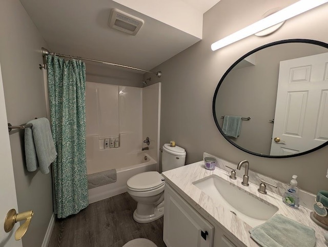 5953 Qwinn Ct, Bay City, MI 48706 - bathroom with shower / bathtub combination with curtain, vanity, and wood finished floors