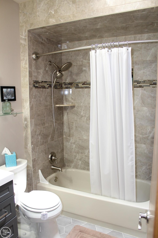 43980 Boulder Rd, Clinton Township, MI 48038 - full bathroom with shower / tub combo with curtain and vanity