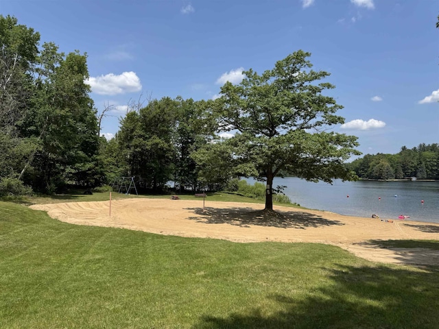 4110 Oak Ridge Dr, Harrison, MI 48625 - view of green lawn with a water view