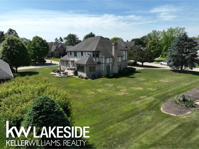 37272 Fiore Trl, Clinton Township, MI 48036