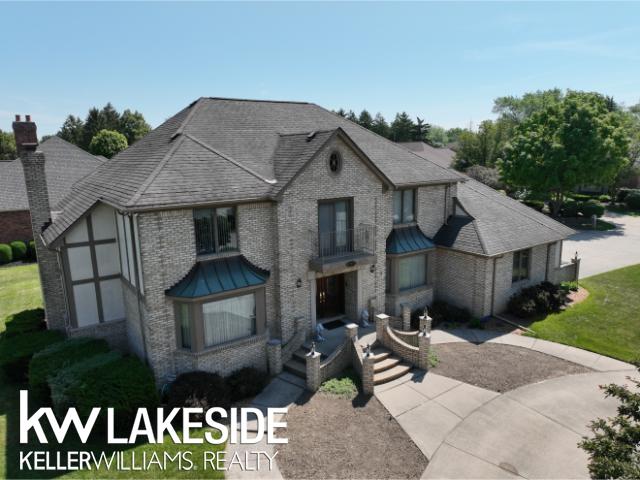 37272 Fiore Trl, Clinton Township, MI 48036
