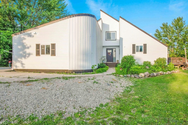 77280 Coon Creek Rd, Armada, MI 48005 - view of front of property with a front yard