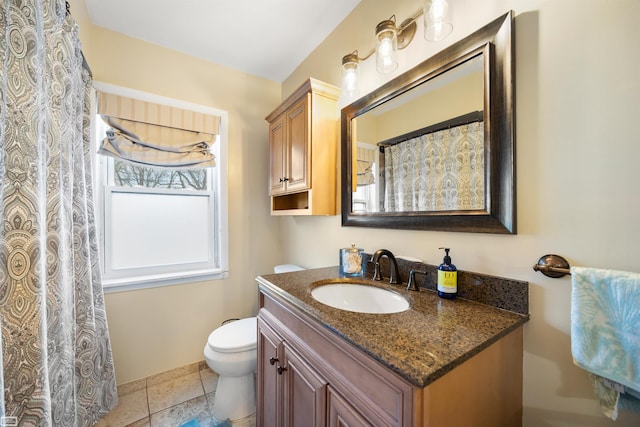 1006 W 12 Mile Rd, Royal Oak, MI 48073 - full bathroom featuring vanity and toilet