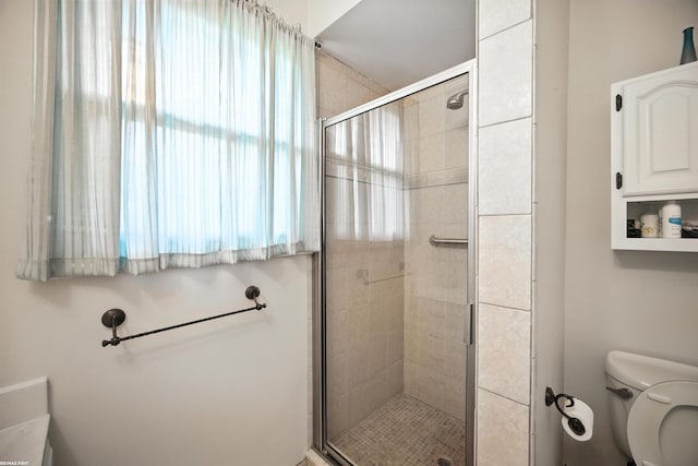 5350 Fieldcrest Dr, Shelby Twp, MI 48316 - bathroom featuring a shower stall