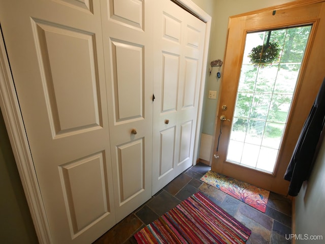 2004 Hunters Ln, Houghton, MI 49931 - foyer entrance featuring stone tile floors