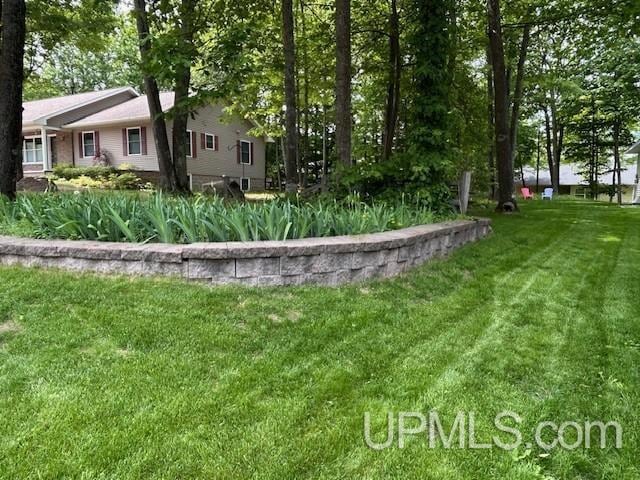 2004 Hunters Ln, Houghton, MI 49931 - view of grassy yard