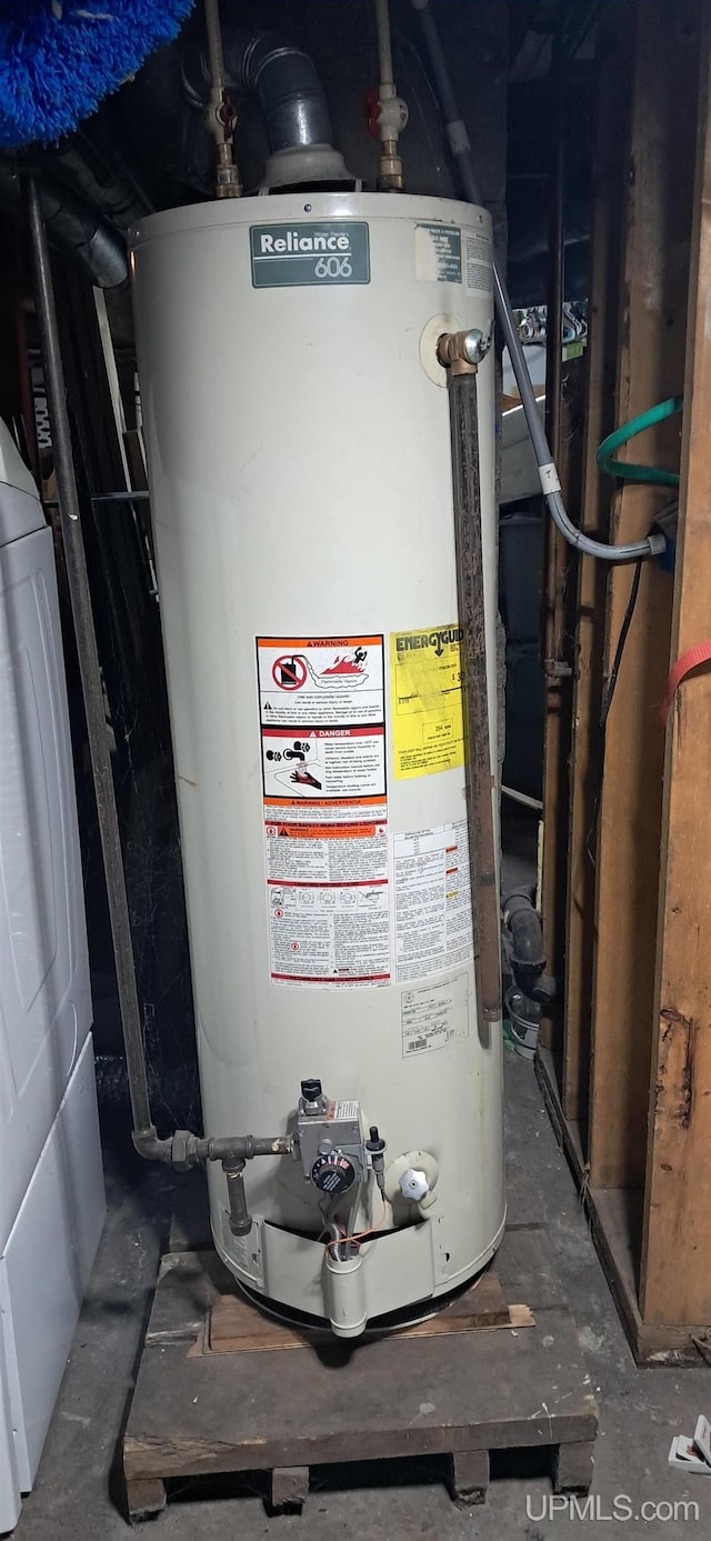 309 Fir St, Munising, MI 49862 - utilities with gas water heater and washer / dryer