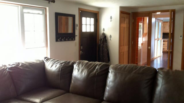 2849 Shaffer Rd, Beaverton, MI 48612 - view of living area