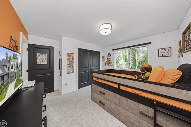 54877 Camden Ct, Shelby Twp, MI 48316 - bedroom featuring light carpet and baseboards