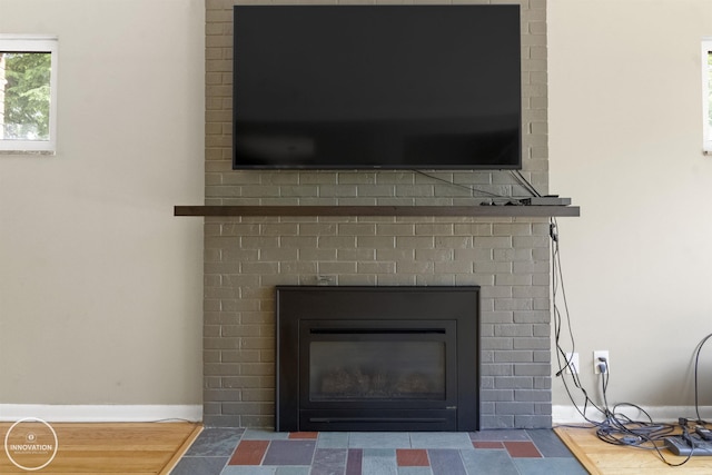 35727 Elm St, Wayne, MI 48184 - detailed view of a brick fireplace