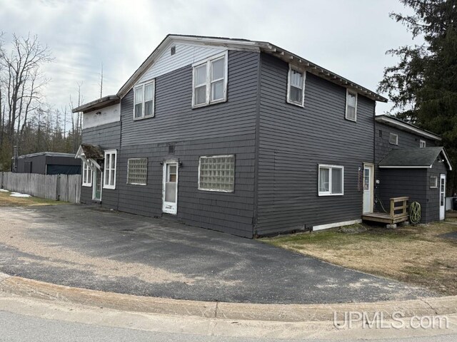 E2903 H44 Rd, Traunik, MI 49891 - view of home's exterior