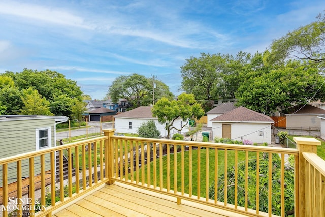 1258-1260 Lakepointe St, Grosse Pointe, MI 48230 - wooden terrace with a residential view and a yard