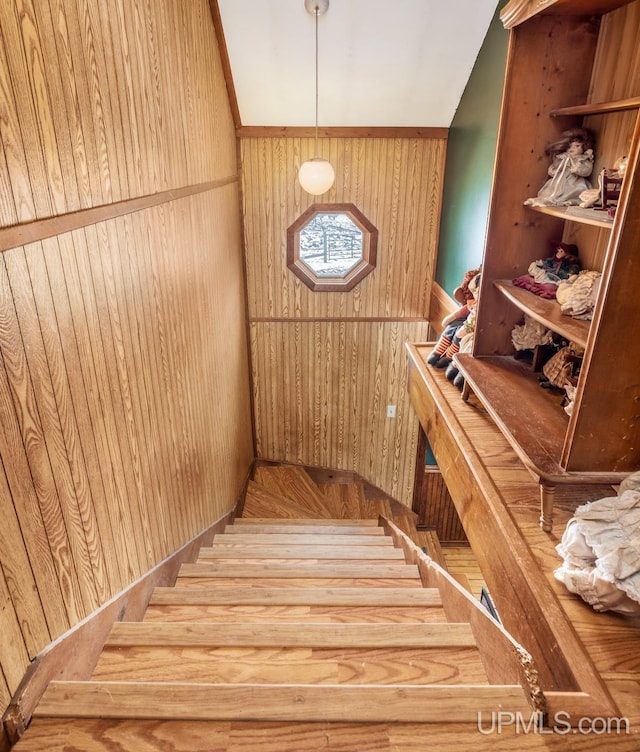 2307 County B Rd, Aurora T-Wi, WI 54121