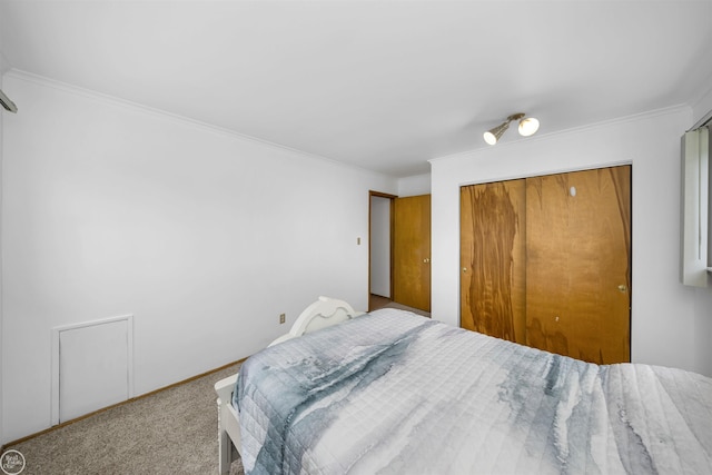 28368 Besmore Dr, Warren, MI 48093 - carpeted bedroom featuring crown molding and a closet