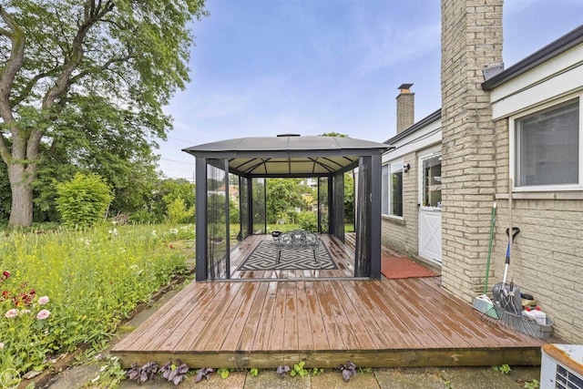 28368 Besmore Dr, Warren, MI 48093 - wooden terrace with a gazebo