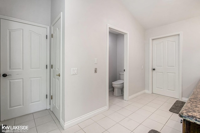 25986 Glenmoor St, Novi, MI 48374 - bathroom featuring tile patterned flooring and vanity