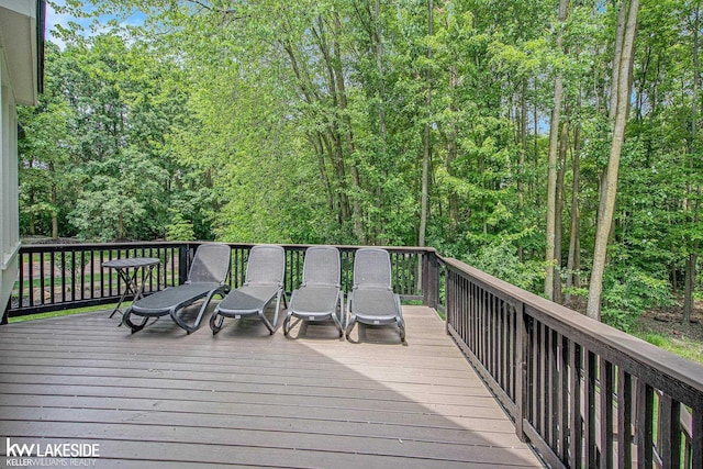 25986 Glenmoor St, Novi, MI 48374 - view of deck