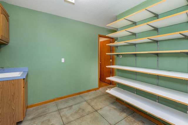 3833 Hermansau Rd, Saginaw, MI 48603 - storage area with a sink