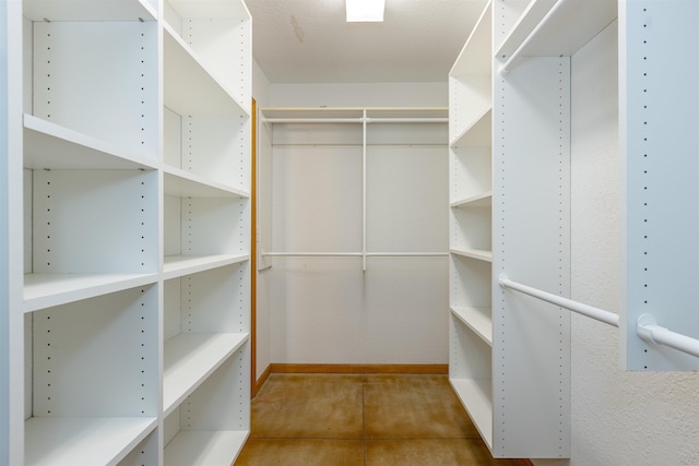 3833 Hermansau Rd, Saginaw, MI 48603 - view of walk in closet