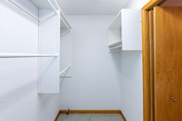 3833 Hermansau Rd, Saginaw, MI 48603 - view of spacious closet