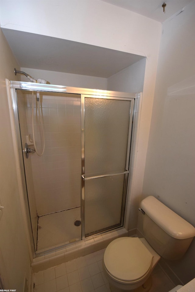 11186 Spruce Ct Unit 105, Washington Twp, MI 48094 - full bath featuring a stall shower