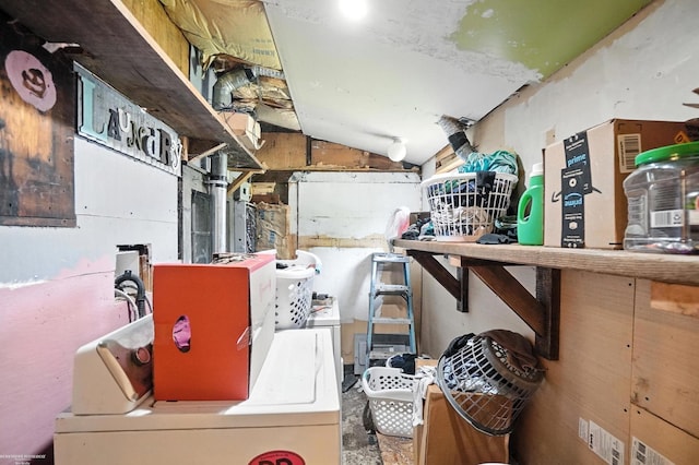 618 Harrison St, Monroe, MI 48161 - misc room with lofted ceiling
