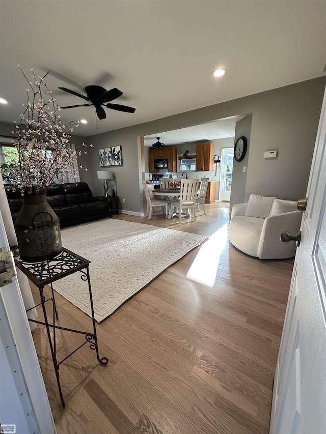 2100 Michigan St, Algonac, MI 48001 - living area featuring a ceiling fan, light wood-style flooring, recessed lighting, and plenty of natural light
