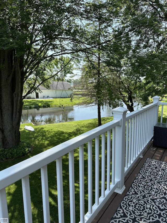 2100 Michigan St, Algonac, MI 48001 - balcony featuring a water view