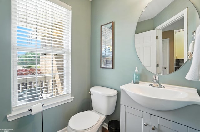 31222 Settlers Way Dr, Flat Rock, MI 48134 - bathroom featuring vanity and toilet
