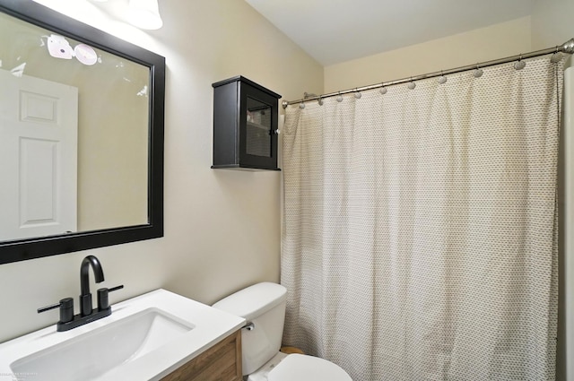 31222 Settlers Way Dr, Flat Rock, MI 48134 - bathroom featuring vanity and curtained shower