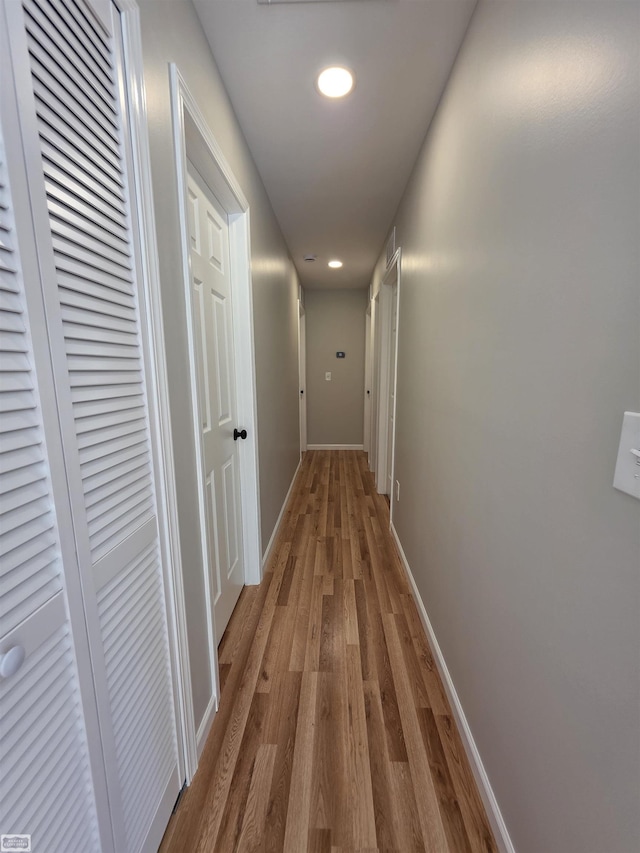 1329 Vermont Rd, Marysville, MI 48040 - corridor featuring wood finished floors and recessed lighting