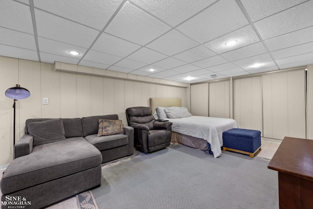 1344 Torrey Rd, Grosse Pointe Woods, MI 48236 - bedroom with a drop ceiling, a decorative wall, carpet, and recessed lighting