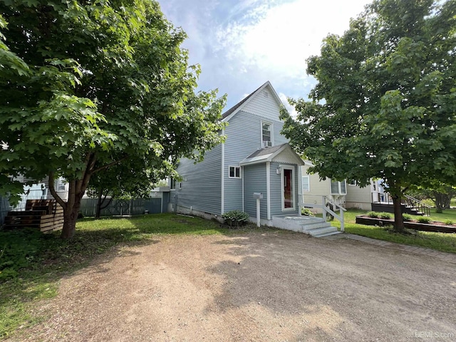 608 W Onota St, Munising, MI 49862 - view of front of home