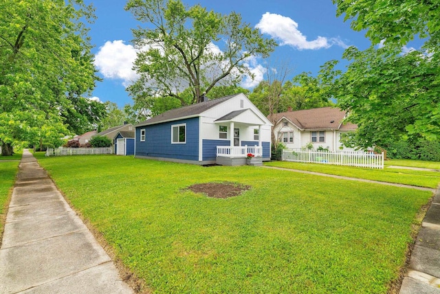 1404 Pine St, Port Huron, MI 48060 - view of front of property with a porch