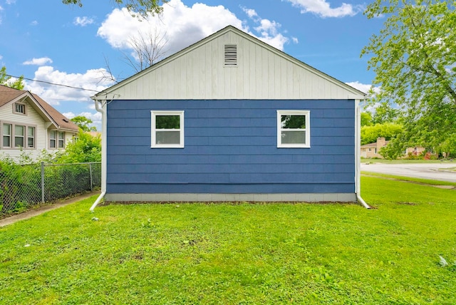 1404 Pine St, Port Huron, MI 48060 - view of home's exterior