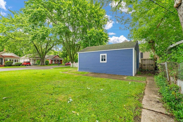 1404 Pine St, Port Huron, MI 48060 - view of yard with an outbuilding