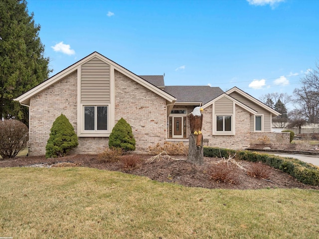 1008 Hidden Ln, Rochester Hills, MI 48309 - mid-century inspired home featuring brick siding and a front lawn