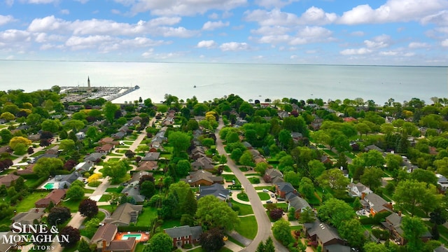 528 Hidden Ln, Grosse Pointe Woods, MI 48236 - aerial perspective of suburban area with a nearby body of water