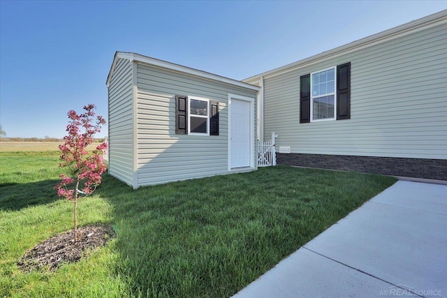 260 Meadow Ln, Port Huron, MI 48060 - view of front of property featuring a front yard