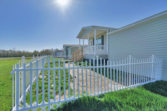 260 Meadow Ln, Port Huron, MI 48060 - view of fenced yard