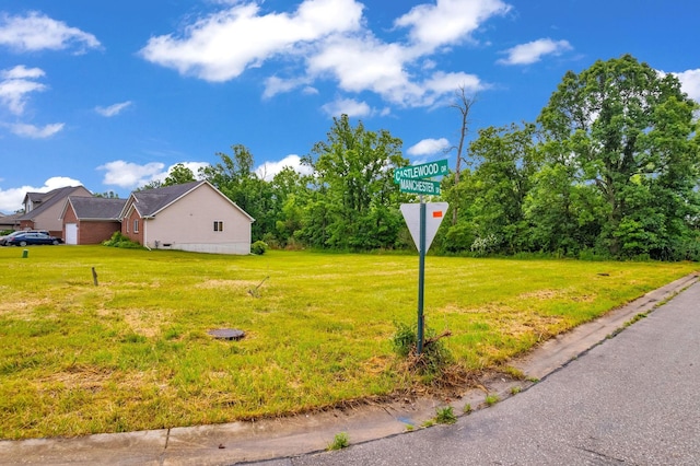 4911 Castlewood St, Smiths Creek, MI 48038