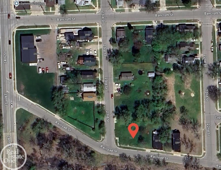 2203VL Railroad St, Port Huron, MI 48060