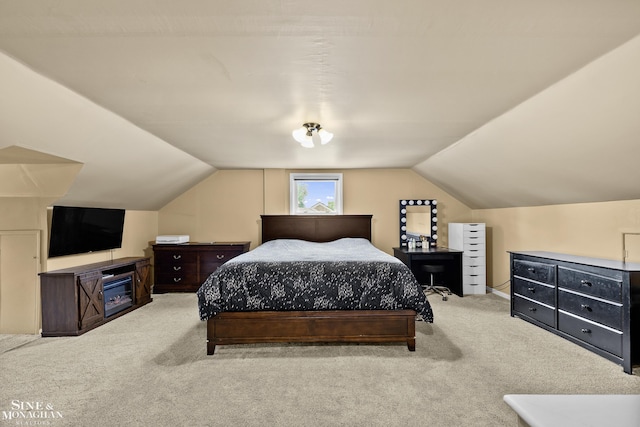 1857 Roslyn Rd, Grosse Pointe Woods, MI 48236 - carpeted bedroom featuring lofted ceiling